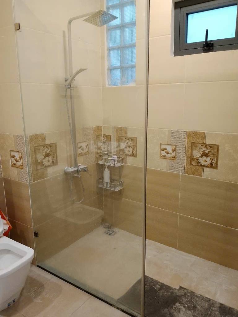 Bán nhà mặt phố 35m2 Bờ Sông Sét Trương Định Hoàng Mai 10,4 tỷ